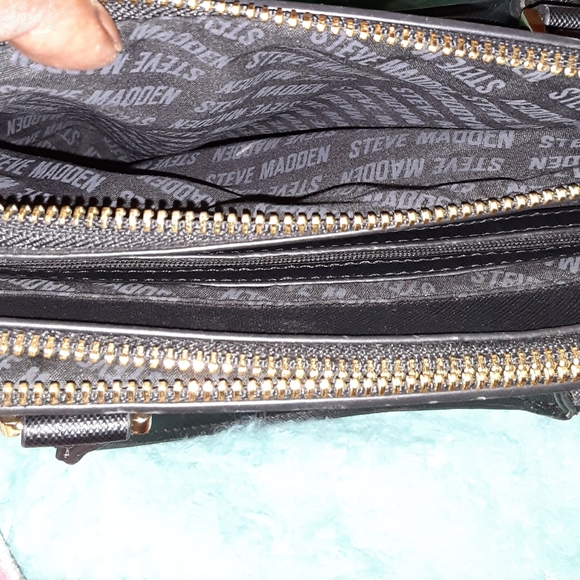 Steve Madden Purse - Picture 7 of 8